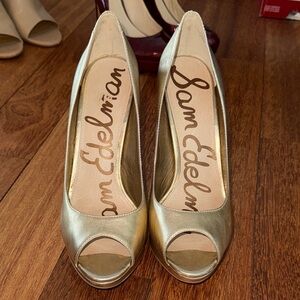 Sam Edelman Metallic Gold Peep Toe Heels